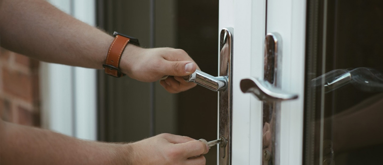 24 hour key locksmith Cerritos